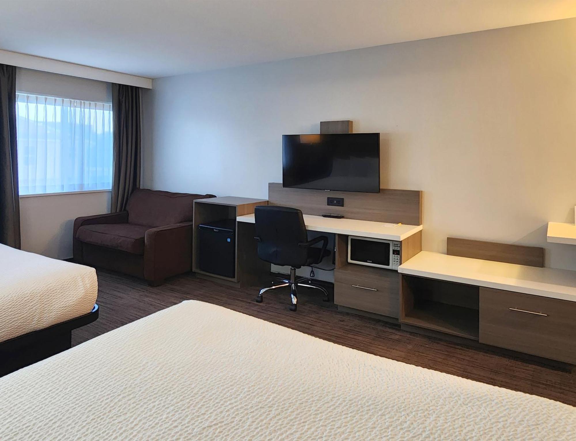 Days Inn By Wyndham Kelowna Exterior foto
